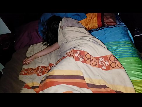 ❤️ Beau-fils réprimandant sa jeune belle-mère pendant qu'elle dort. ❌ Porno de qualité at fr.tradeis.top ☑